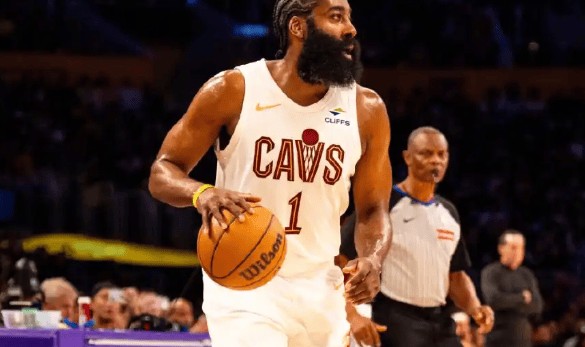 湖人14分大胜骑士东契奇创队史纪录！但真相是：两队都在“演”？