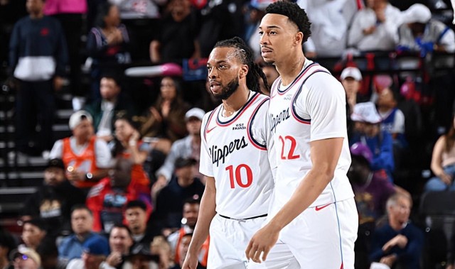 开云体育首页登陆-攻防两端的表现都很不理想，快船后场新援这是打不了硬仗吗？