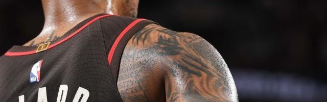 开云体育线上网站-利拉德释放离队信号，湖人有机会拉他组个三巨头吗